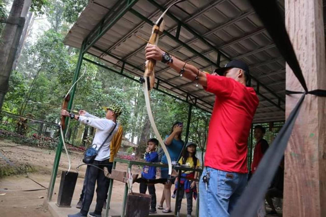 Lawu Forest Camp Sarangan Luaran gambar